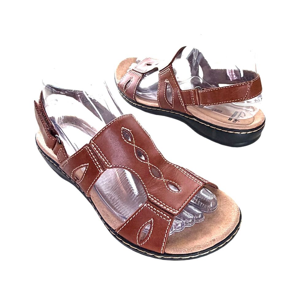 Clarks Comfort Sandals Size 7 Brown Leather Shoes Cutouts Well Padded